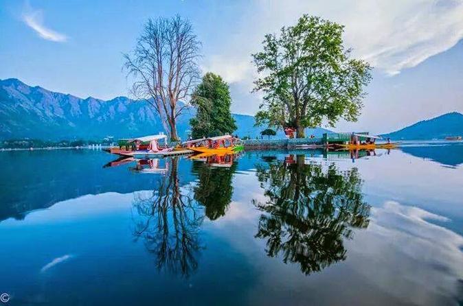 Dal Lake - Countryside Kashmir