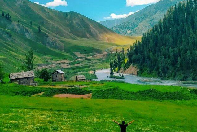 GUREZ VALLEY - Countryside Kashmir