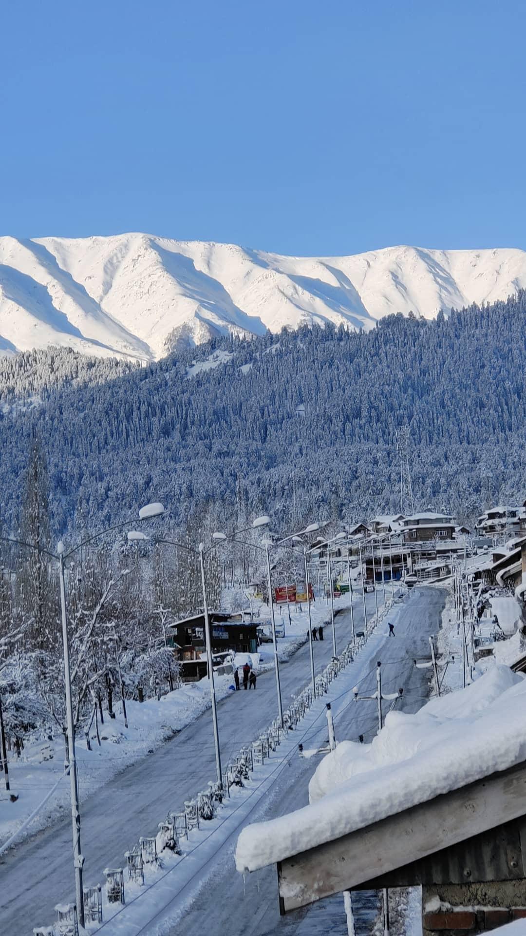 Kashmir's unusual winter without snow raises concerns, sounding alarm bells - Countryside Kashmir - Countryside Kashmir